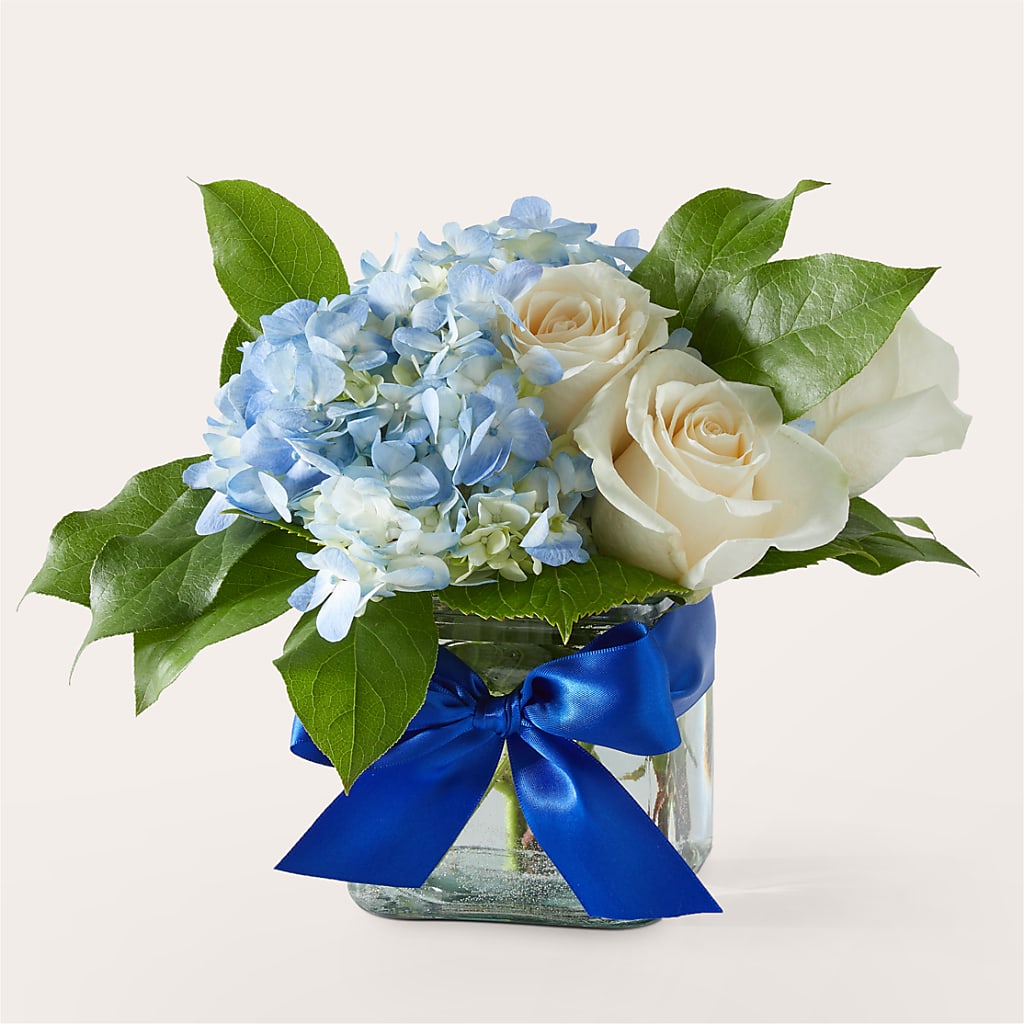 Sky Blue Delight Bouquet – Golden Gate Flowers, Naples FL