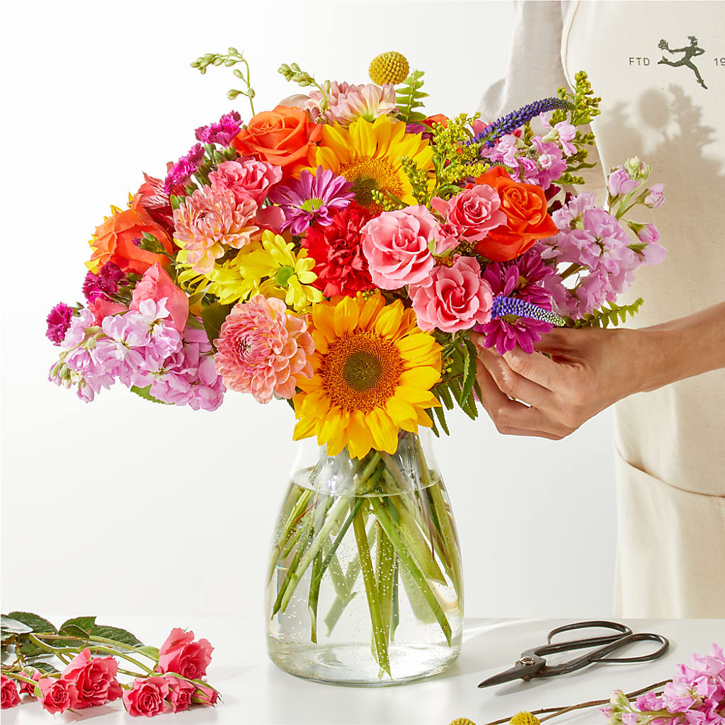 Cue the Confetti - A Florist Original – Golden Gate Flowers, Naples FL