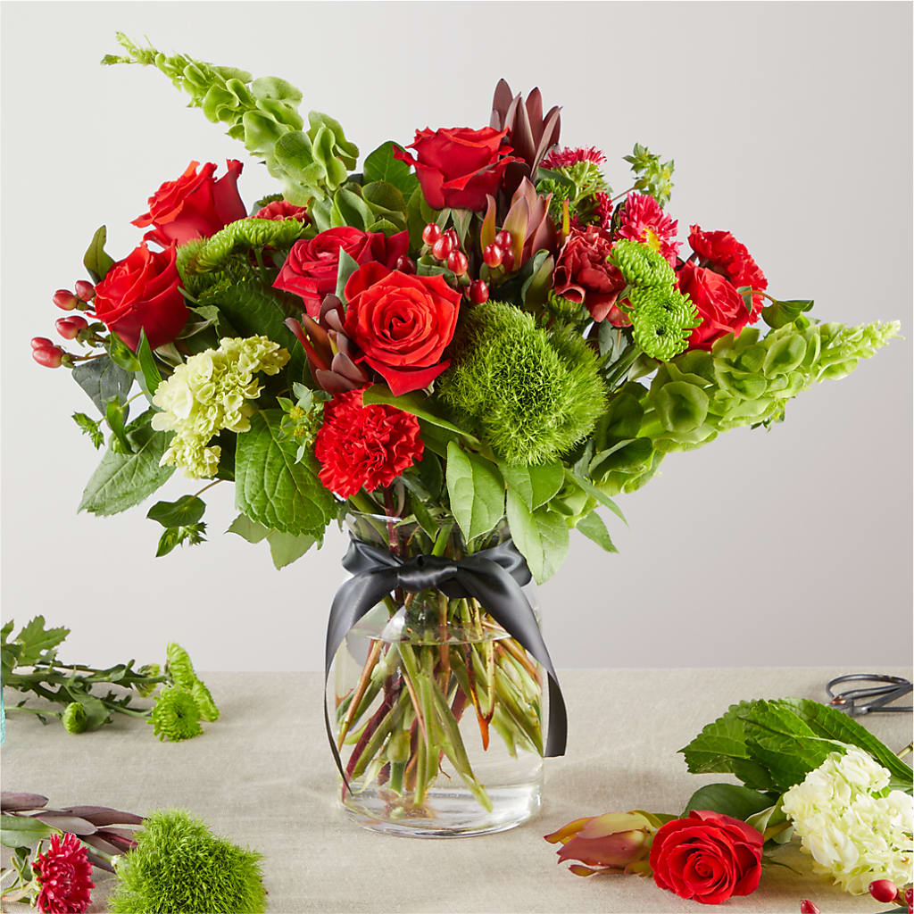Heritage Kindle – A Florist Original – Golden Gate Flowers, Naples FL