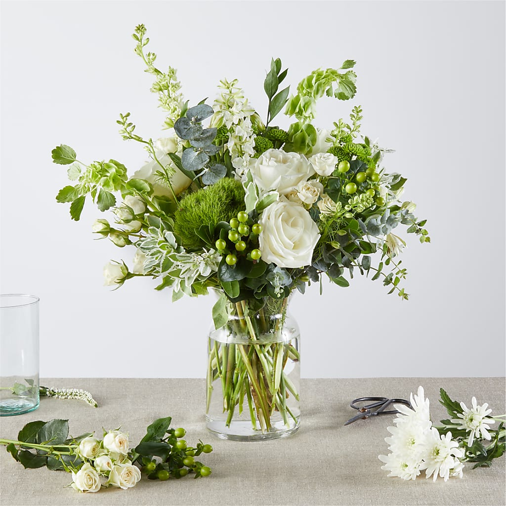 Irish Garden - A Florist Original – Golden Gate Flowers, Naples FL