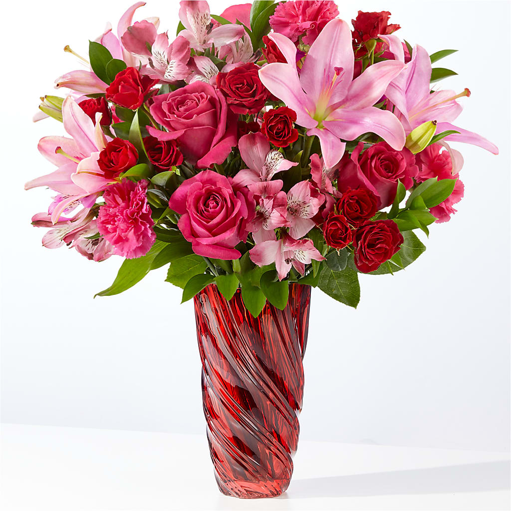 In Love Bouquet with Luxe Swirl Vase – Golden Gate Flowers, Naples FL