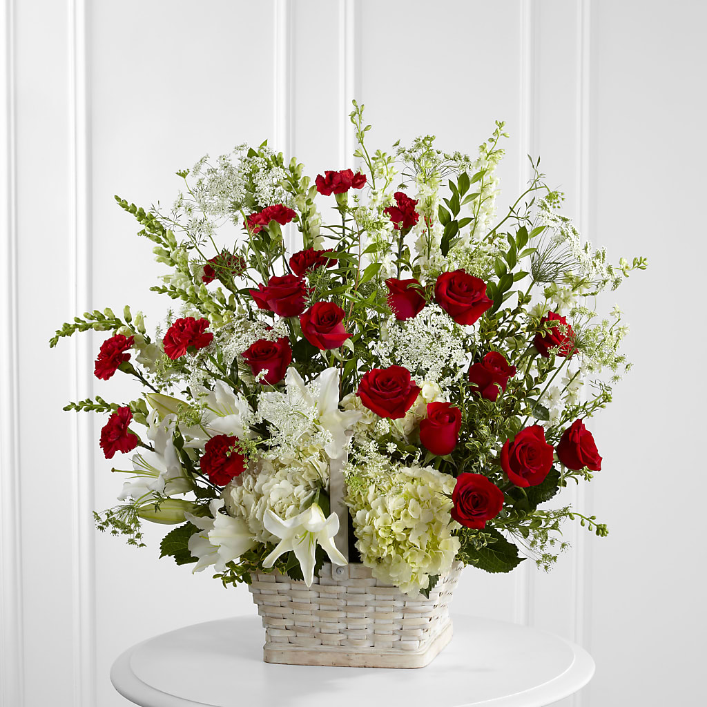 In Loving Memory Arrangement – Golden Gate Flowers, Naples FL