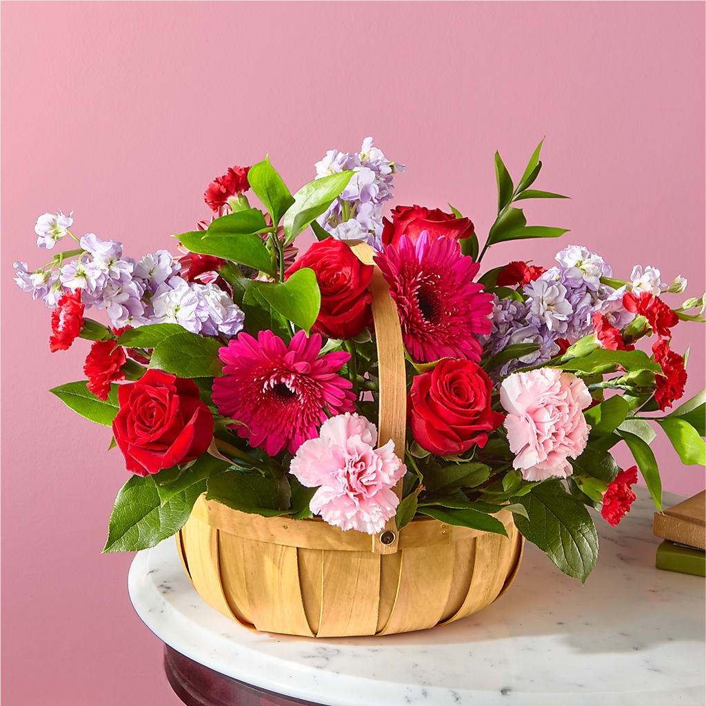 Pink Picnic Basket – Golden Gate Flowers, Naples FL