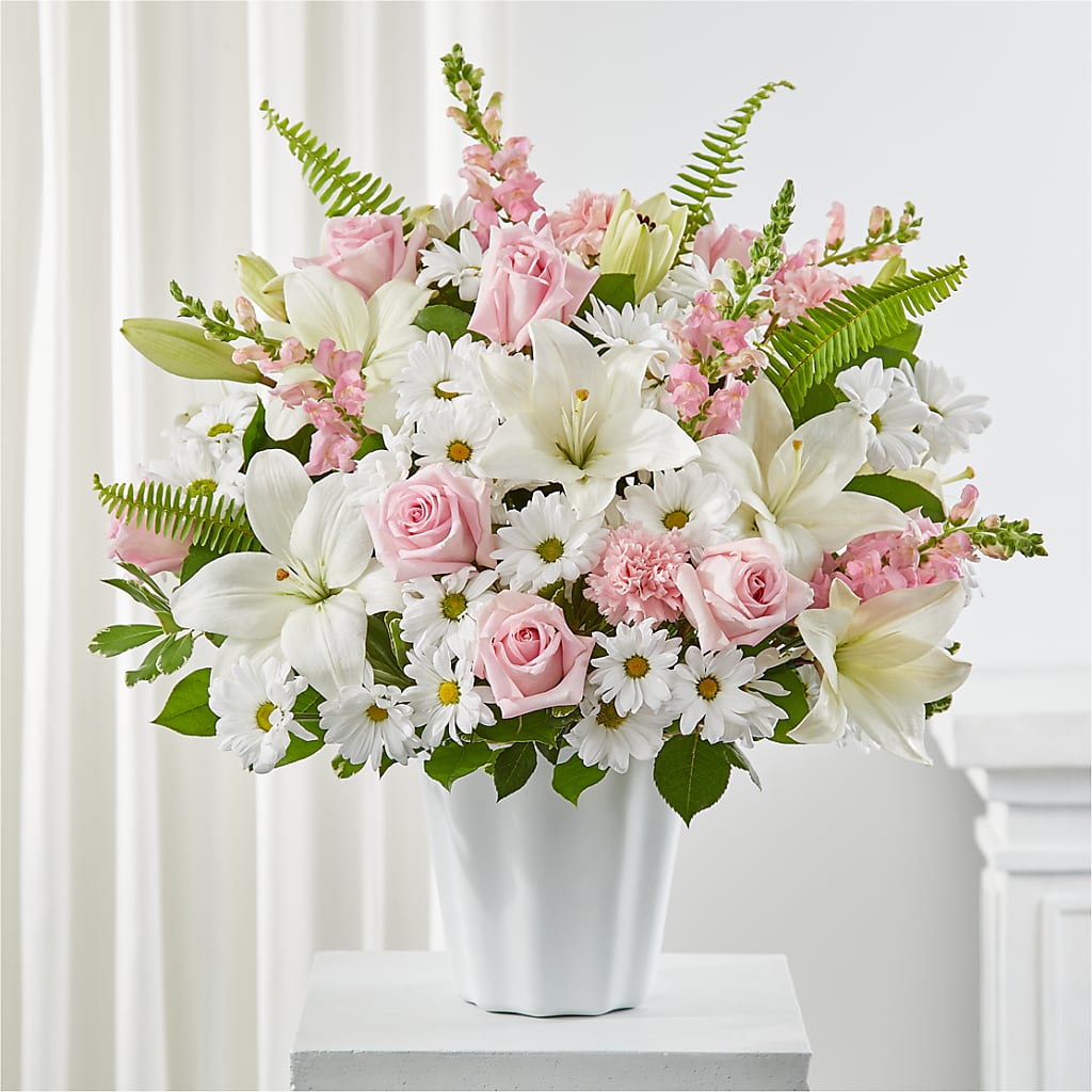 Soft Touch Tabletop Basket – Golden Gate Flowers, Naples FL