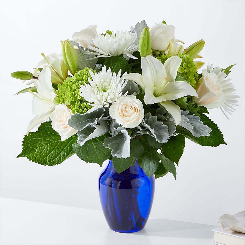Snowy Dreams Bouquet – Golden Gate Flowers, Naples FL