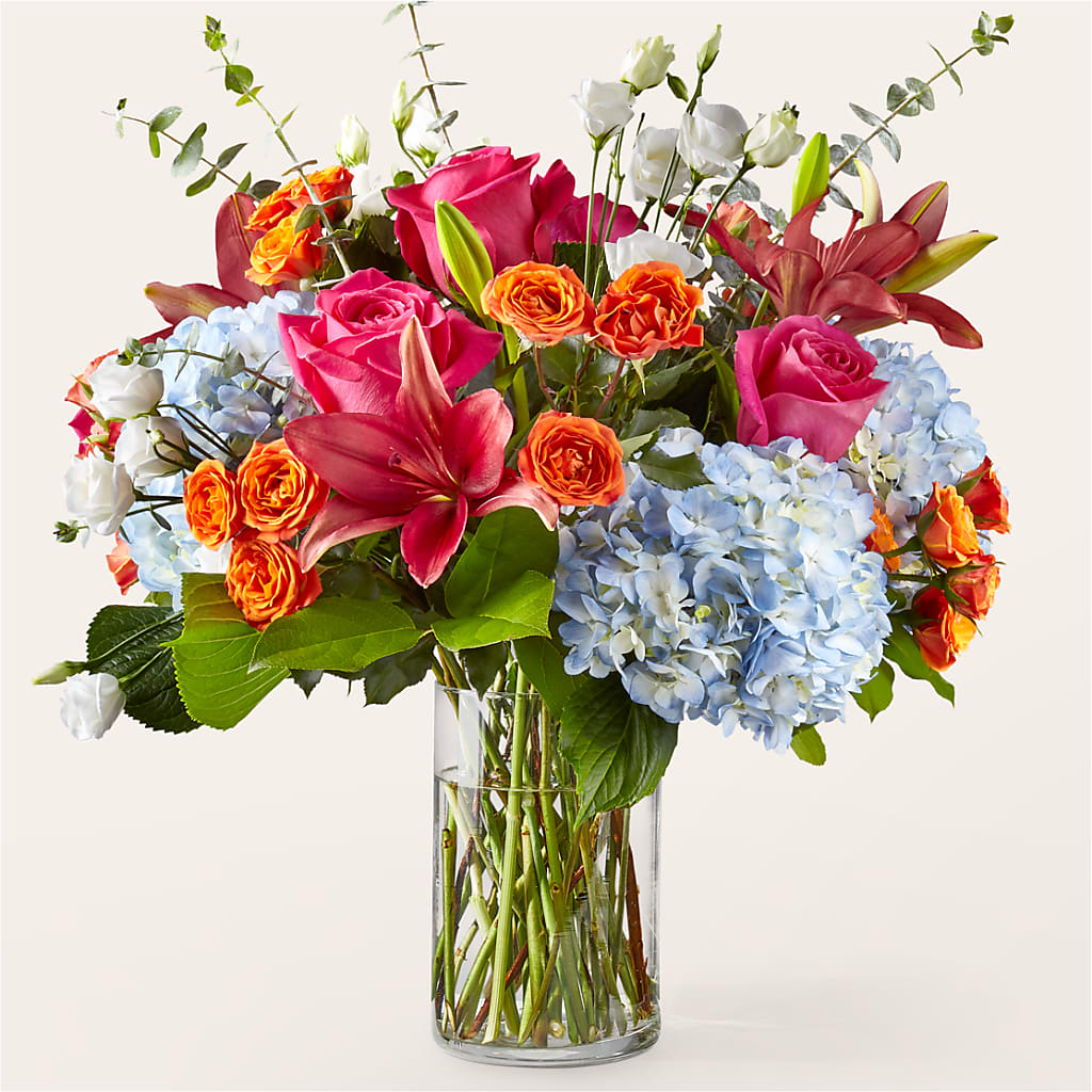 Awestruck Luxury Bouquet – Golden Gate Flowers, Naples FL