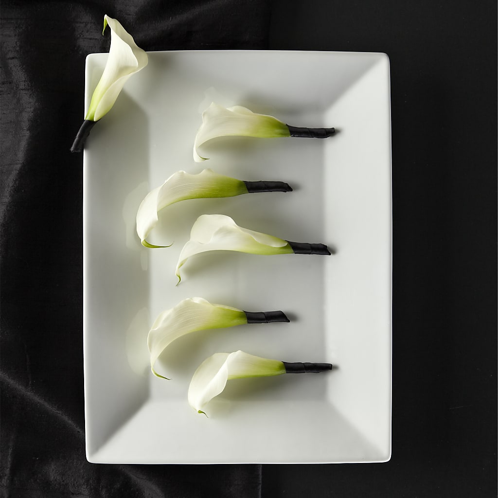 Calla Lily Promise Boutonniere – Golden Gate Flowers, Naples FL