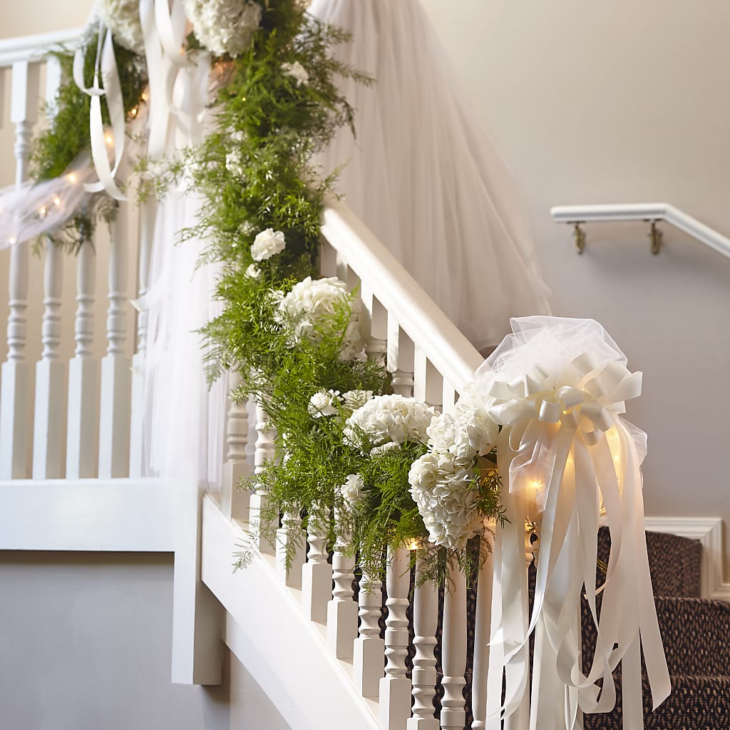 Champagne Dreams Garland – Golden Gate Flowers, Naples FL